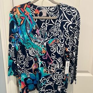 Chico's Navy and White Floral Top - NWT